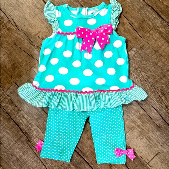 Rare Editions Toddler 18 Month 2 piece Polka Dot Ruffle outfit accented with bow - Picture 1 of 10